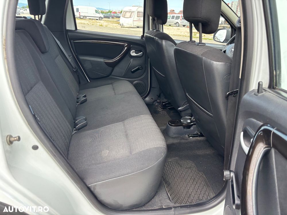 Dacia Duster 1.5 dCi 4x4 Laureate - 9