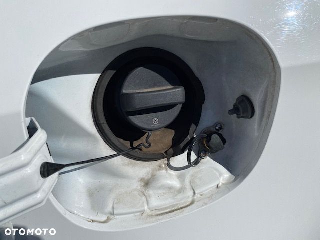 Toyota Corolla 1.8 Hybrid Active - 21