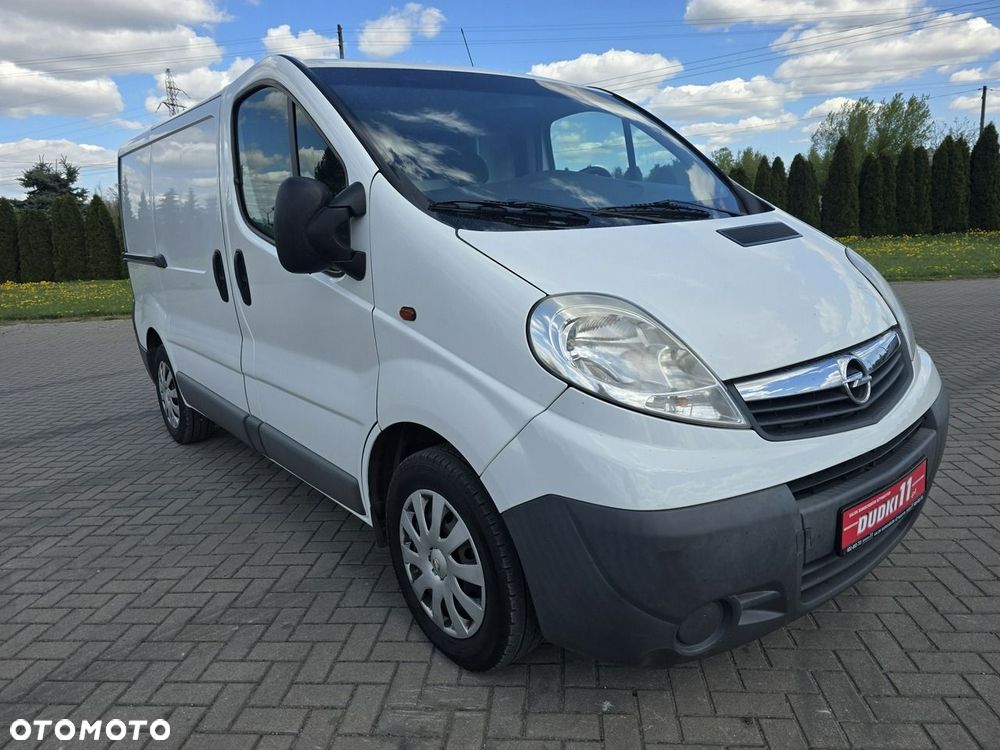 Opel Vivaro - 2