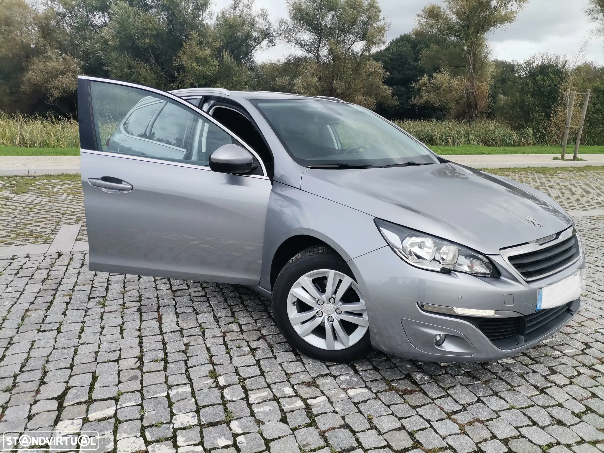 Peugeot 308 SW 1.6 BlueHDi Allure - 14