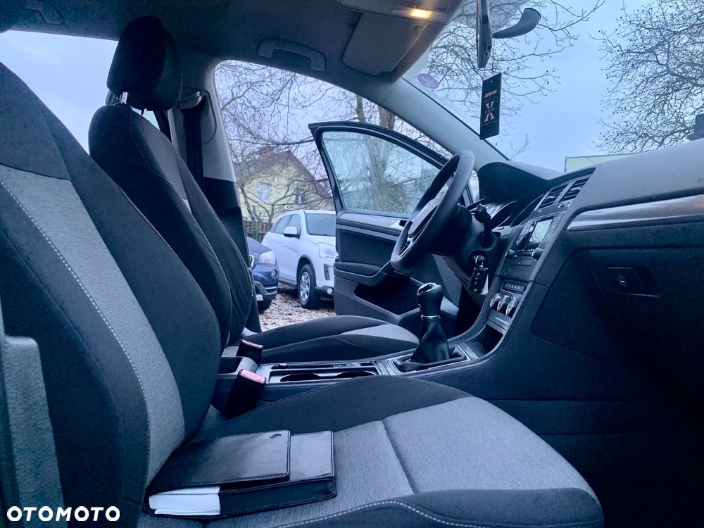 Volkswagen Golf 1.2 TSI BMT Trendline - 16