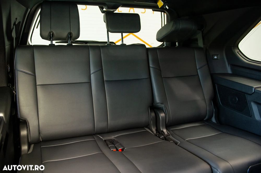 Toyota Sequoia - 8