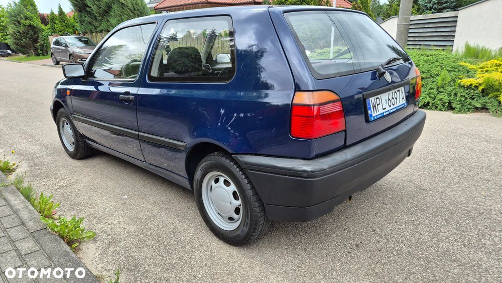 Volkswagen Golf 1.4 CL - 8