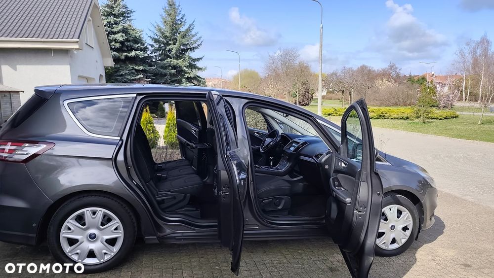 Ford S-Max 1.5 EcoBoost Titanium - 36