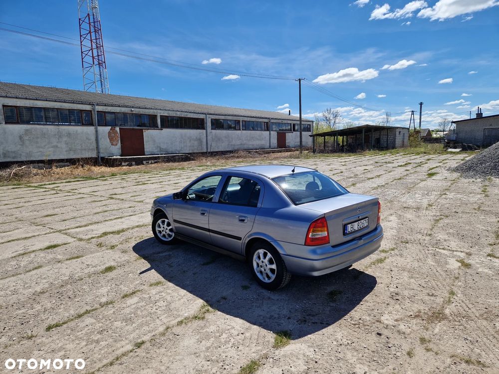 Opel Astra - 9