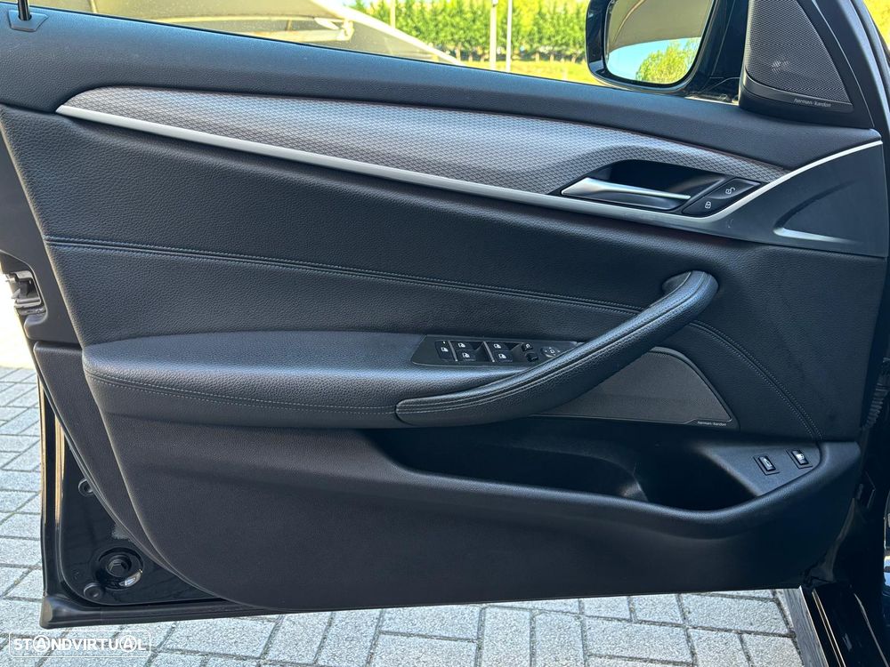 BMW 530 e iPerformance Pack M - 21