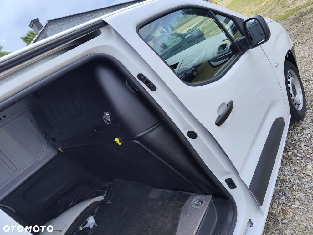 Opel Combo - 15