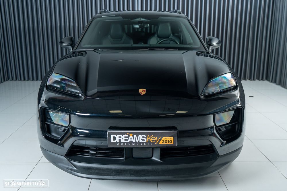 Porsche Macan Electric 4 - 2