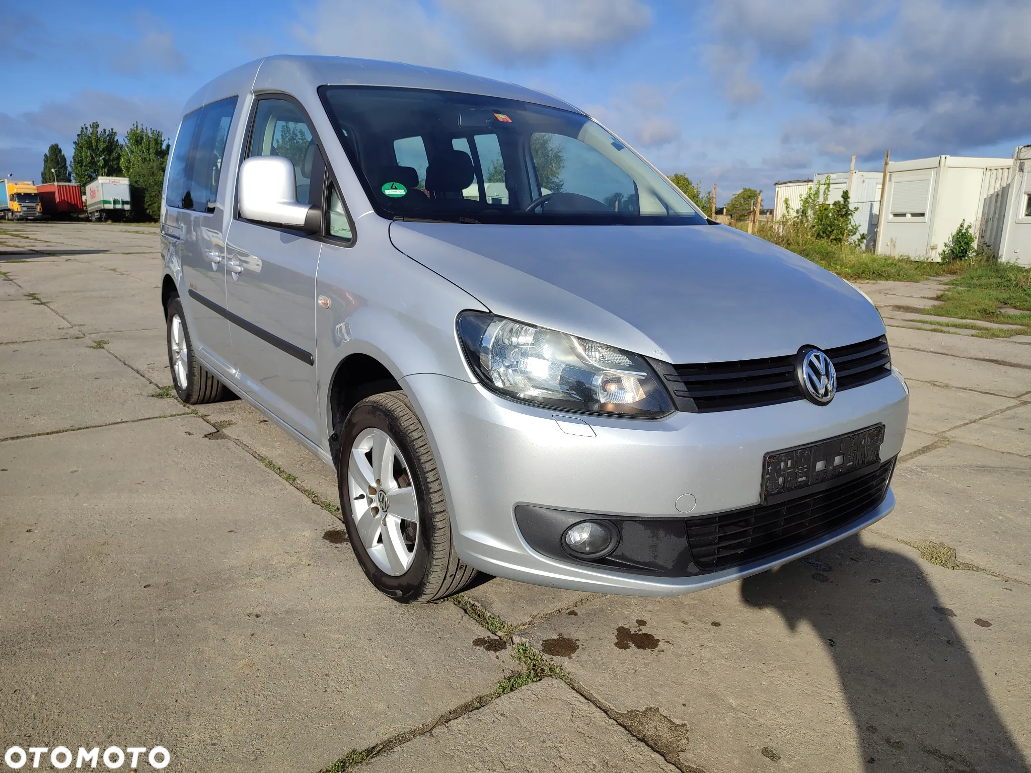 Volkswagen Caddy 1.6 TDI Comfortline Edition - 2