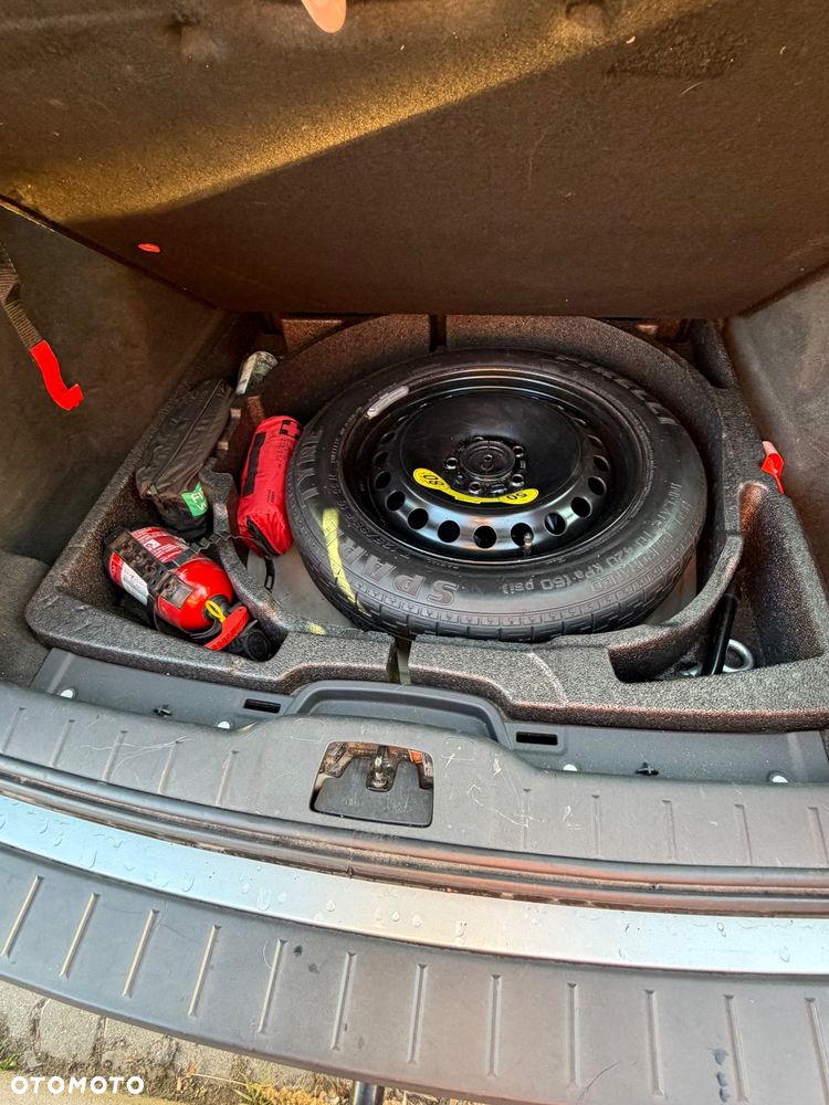 Volvo V50 D3 Momentum - 18