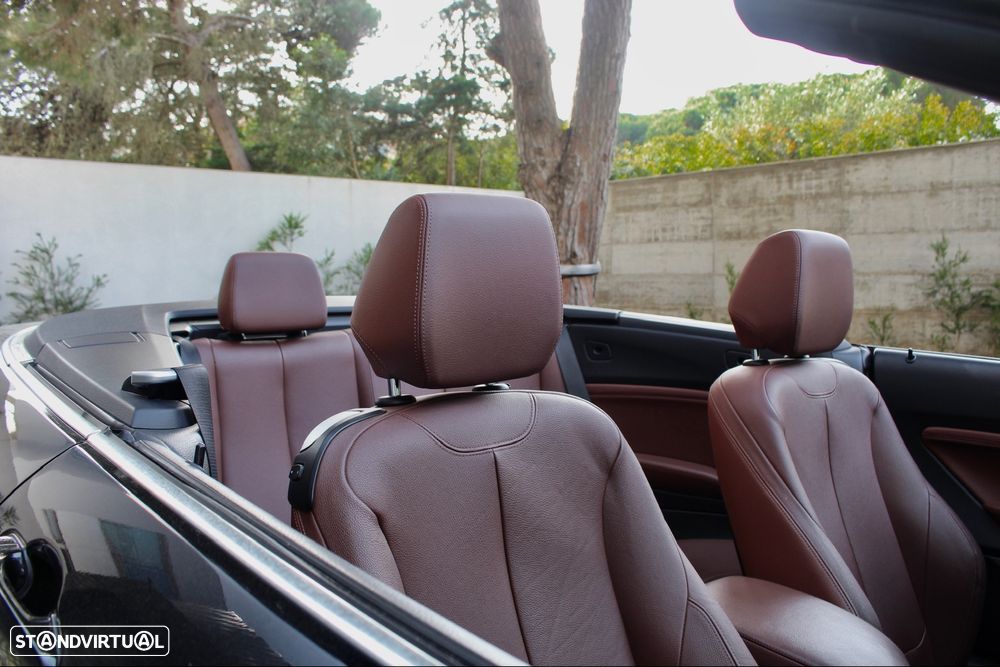 BMW 225 d Cabrio Pack M Auto - 57