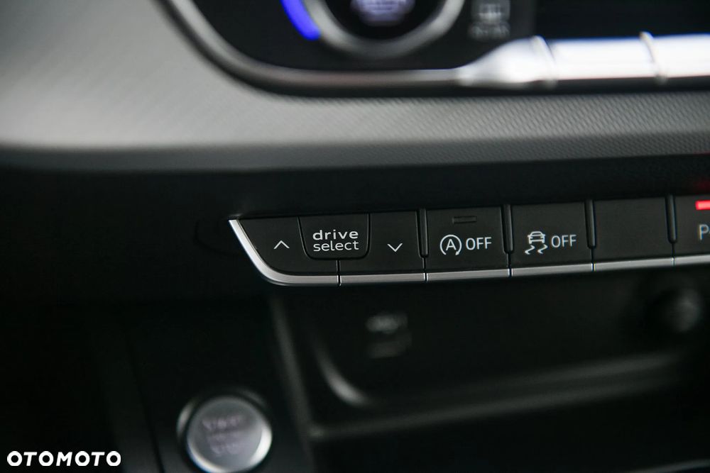 Audi A4 Avant 40 TDI quattro S tronic - 31
