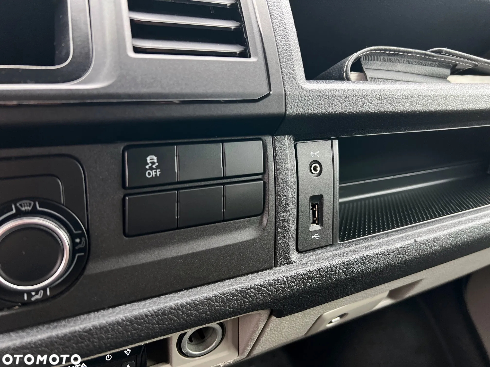Volkswagen Transporter T6 Chłodnia Izoterma Long Maxi Zarejestrowany w PL - 12