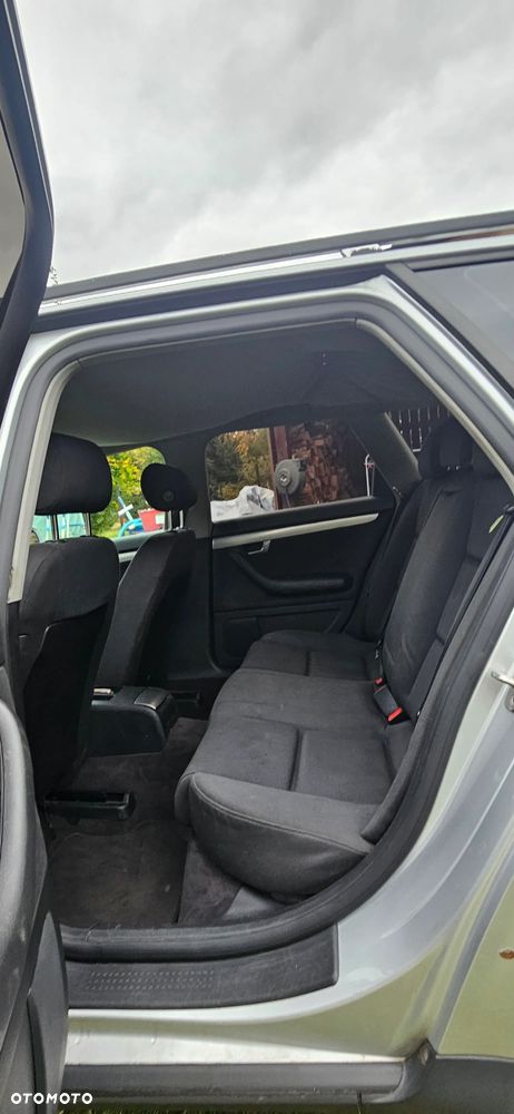 Audi A4 Avant 2.4 - 17