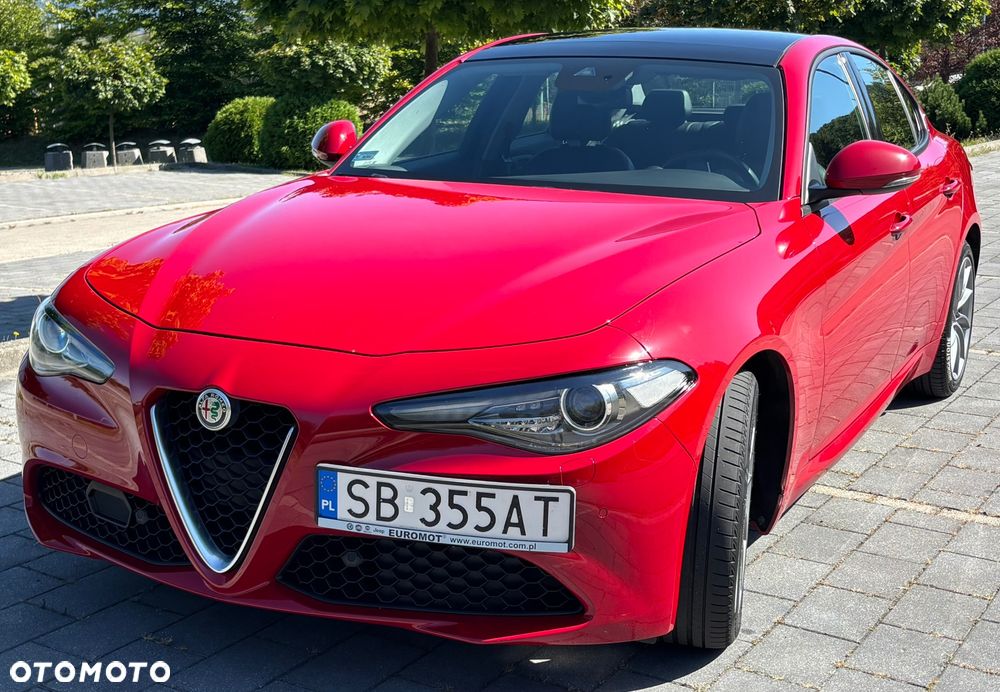 Alfa Romeo Giulia 2.0 Turbo Business - 1