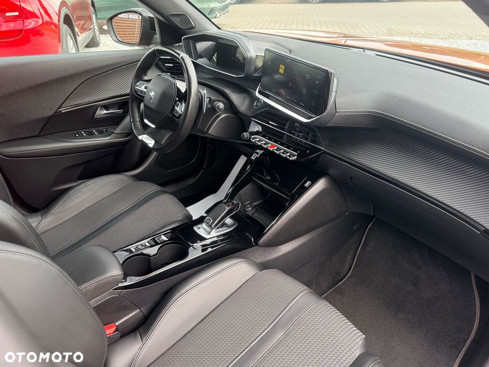 Peugeot 2008 BlueHDi 130 GT S&S EAT8 - 24