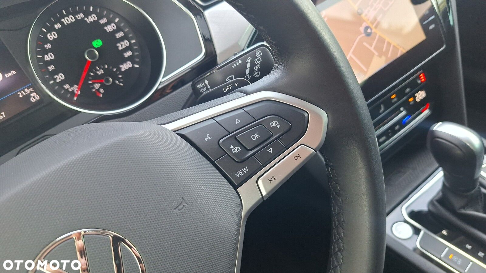 Volkswagen Passat - 20
