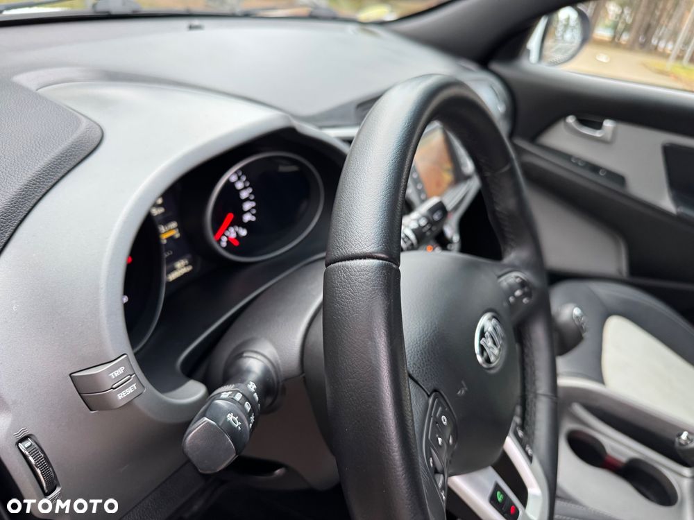 Kia Sportage 1.7 CRDI 2WD Spirit - 23