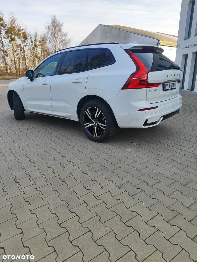 Volvo XC 60 T4 R-Design - 3