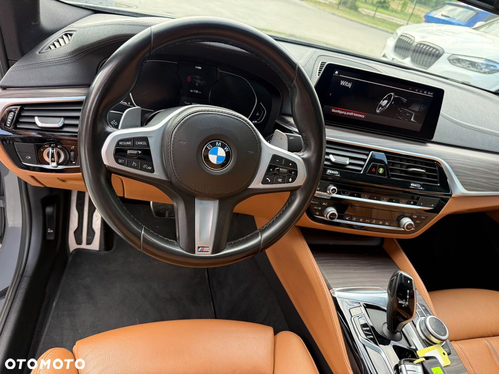 BMW Seria 5 520d xDrive M Sport sport - 15