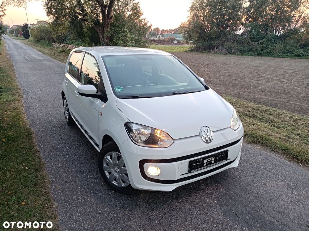 Volkswagen up! club - 32