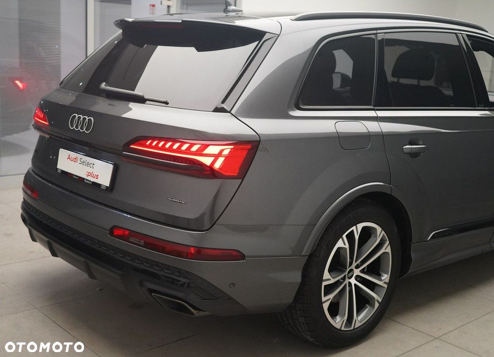 Audi Q7 - 10