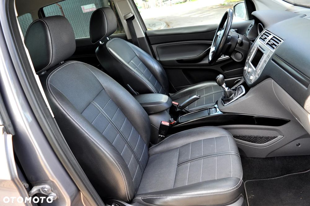 Ford Kuga - 18