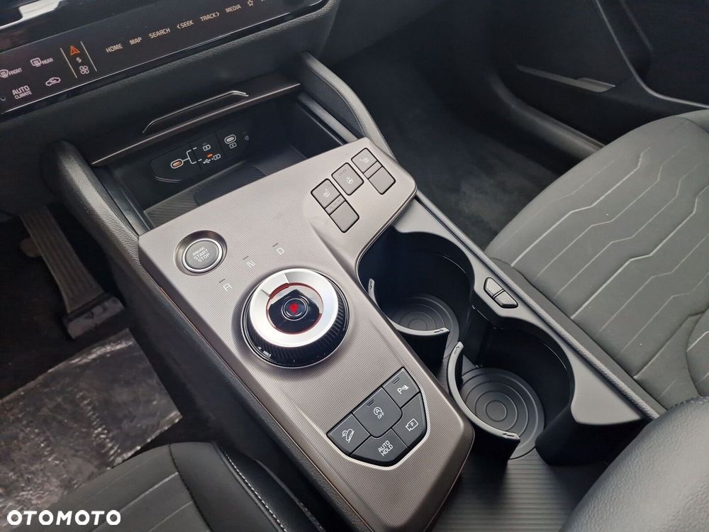 Kia Sportage - 16