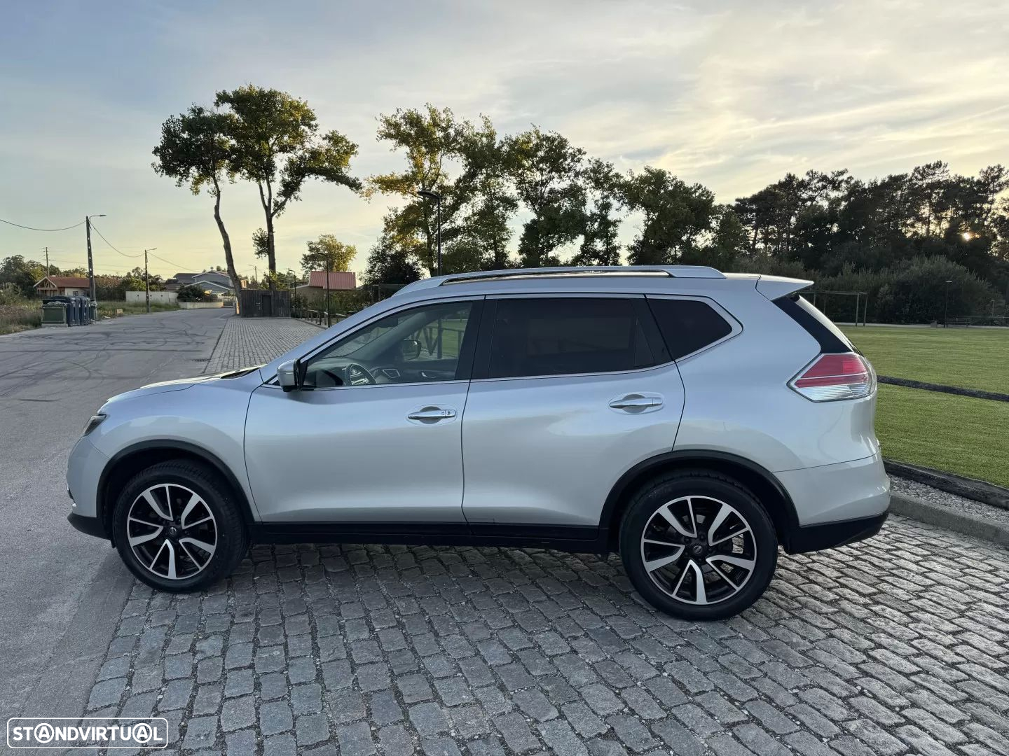 Nissan X-Trail - 4