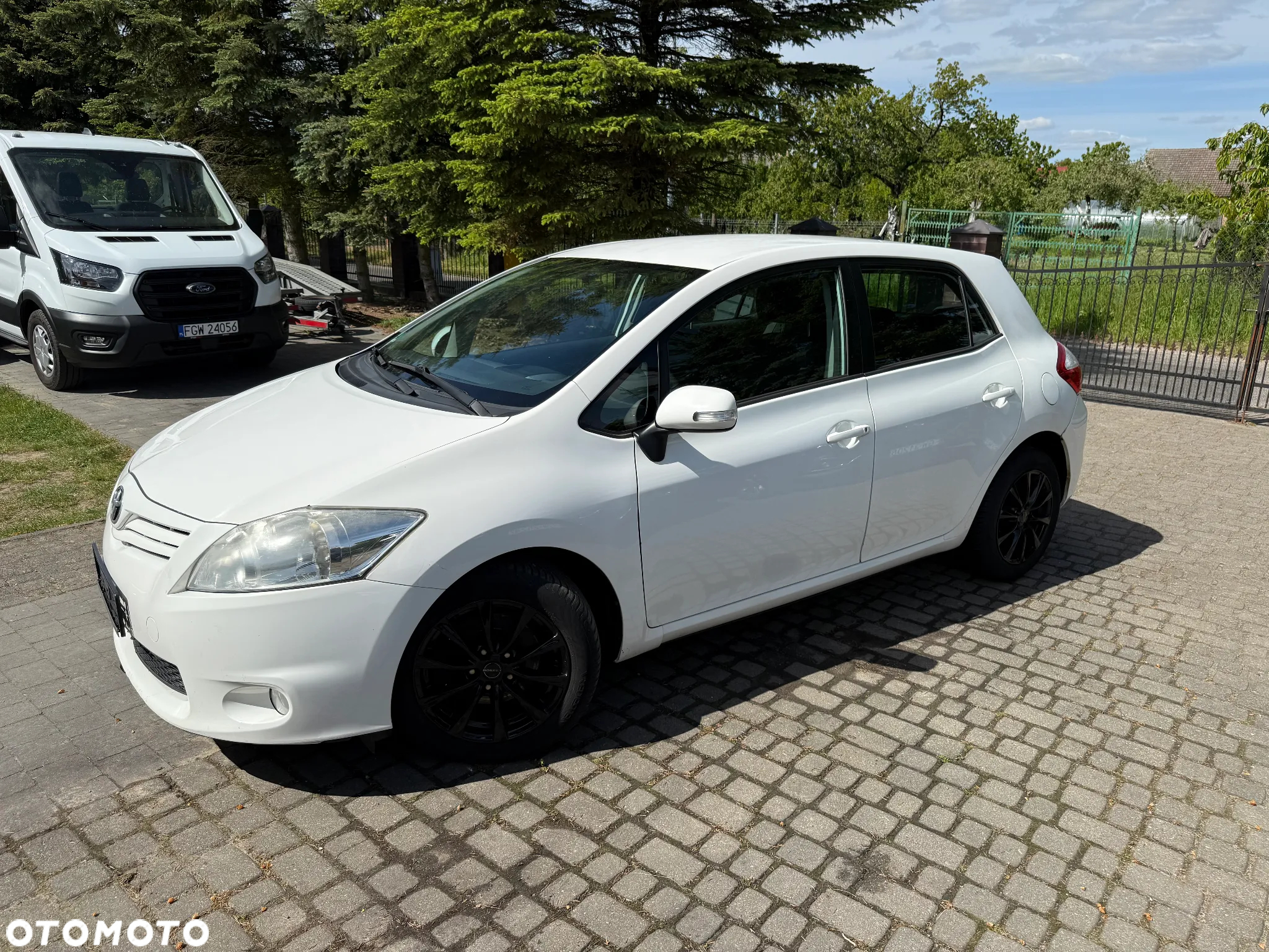Toyota Auris 2.0 D-4D Executive - 3