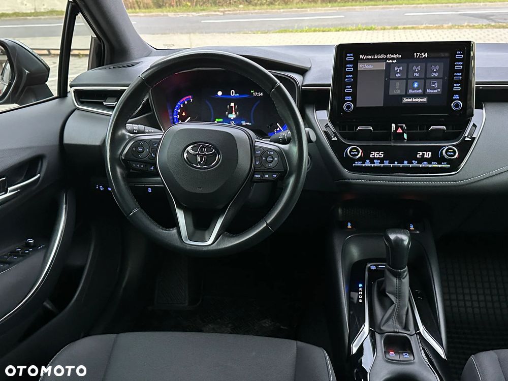 Toyota Corolla - 22