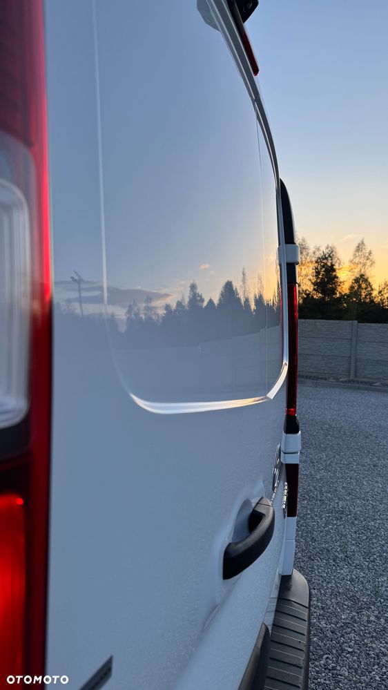 Opel VIVARO, Salon Polska LONG - 20