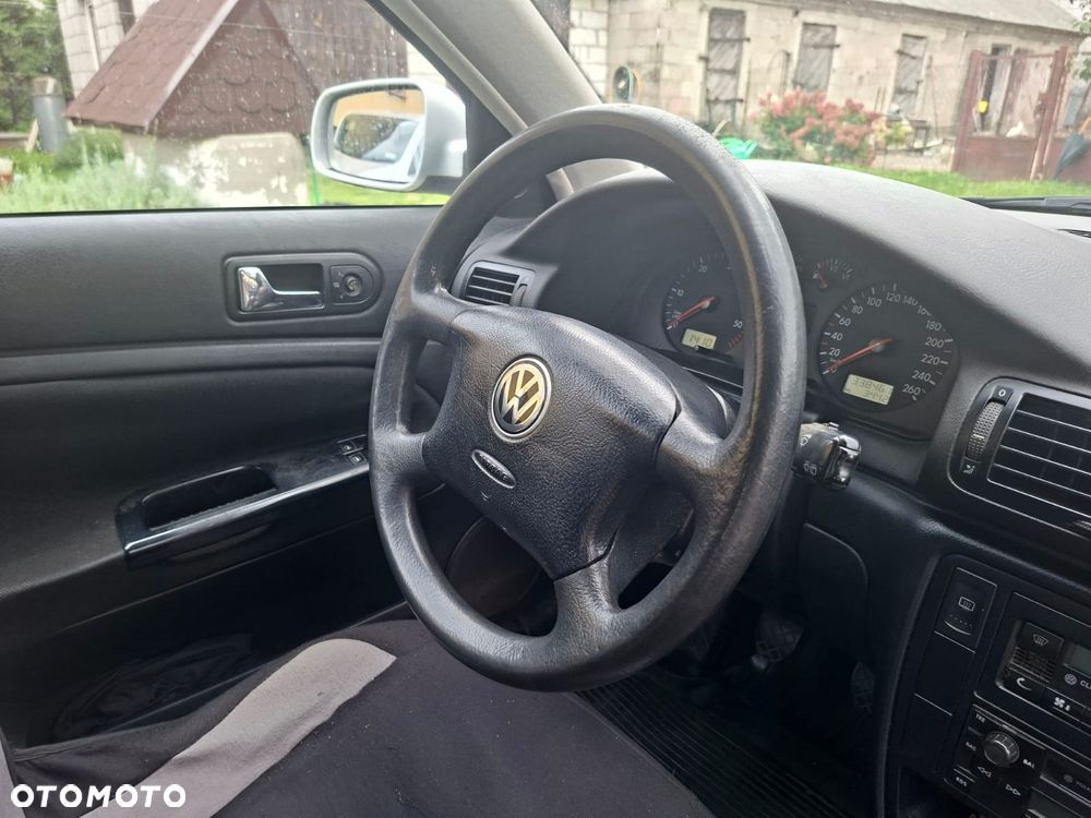 Volkswagen Passat Variant 1.9 TDI - 14