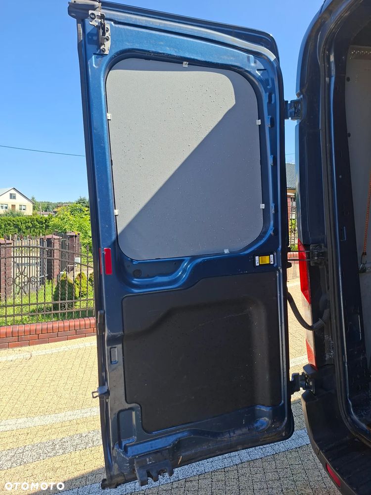 Ford Transit - 11
