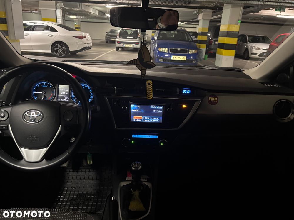 Toyota Auris 1.4 D-4D Premium EU5 - 10