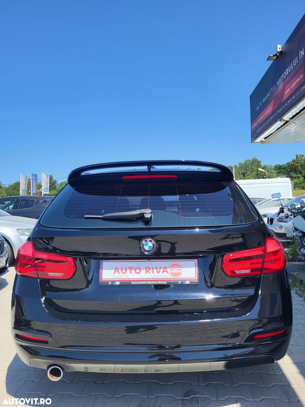 BMW Seria 3 318d Touring Aut. Sport Line - 6