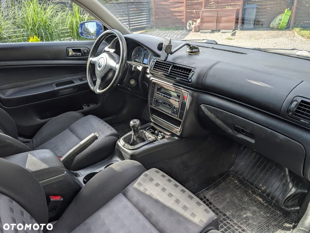 Volkswagen Passat 2001 photo 4