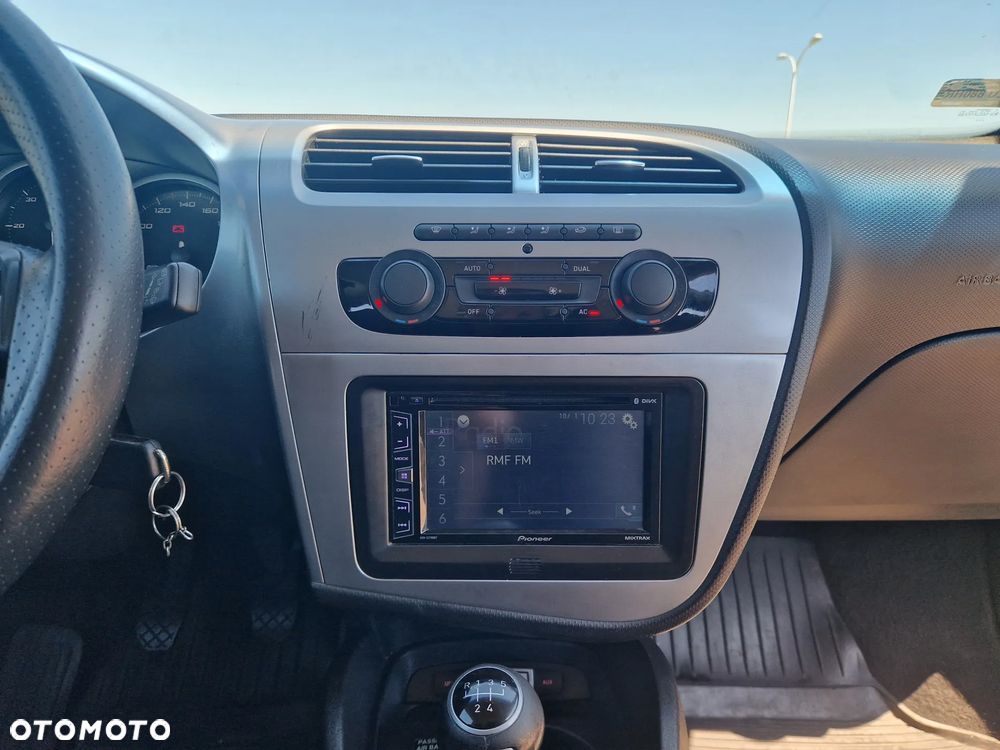Seat Leon 1.6 TDI Style - 16