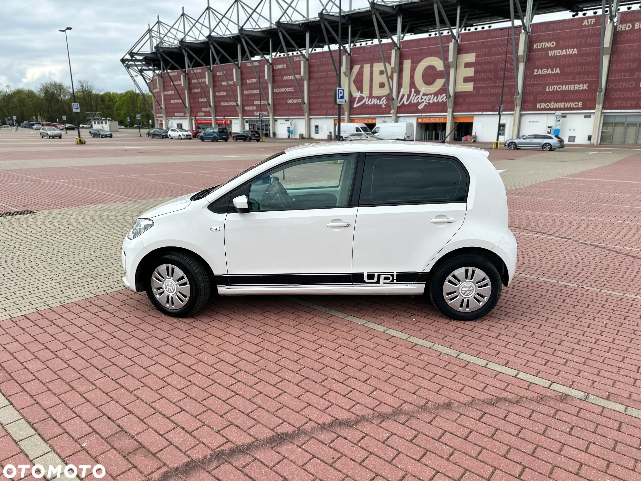 Volkswagen up! 1.0 high - 4