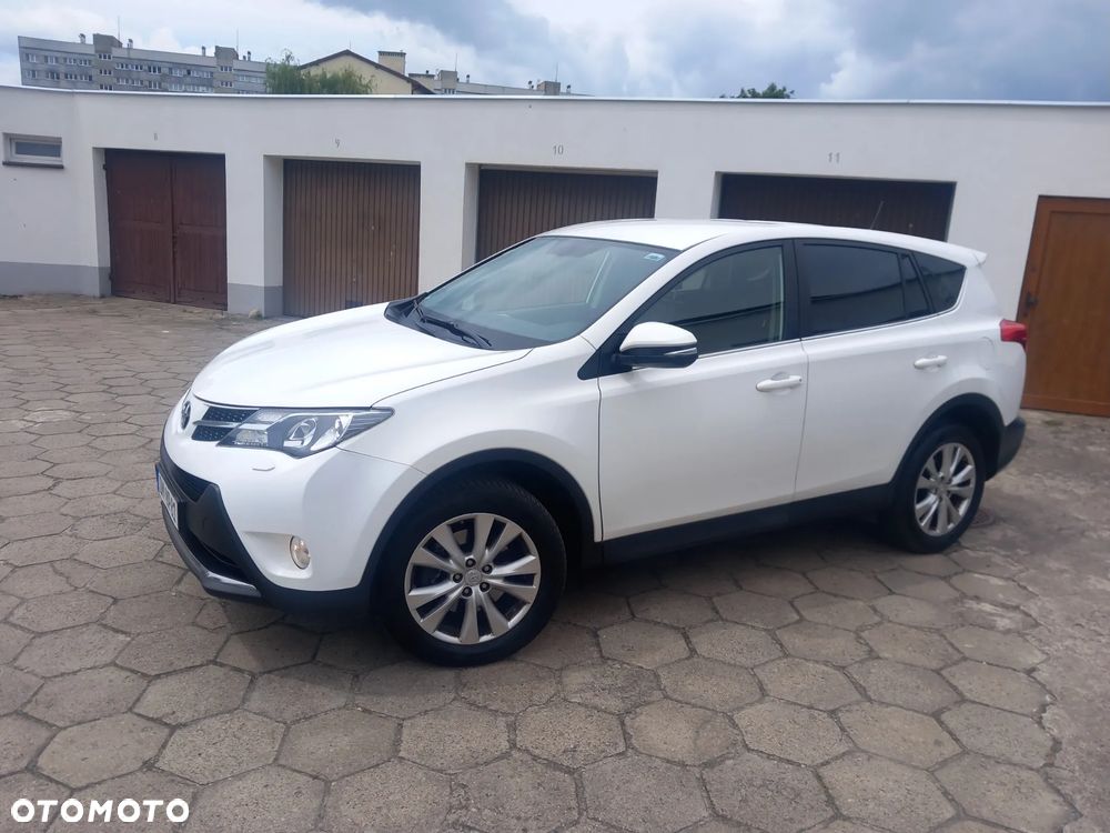 Toyota RAV4 - 8