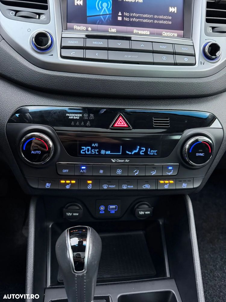 Hyundai Tucson 2.0 CRDI 4WD Automatik Premium - 28