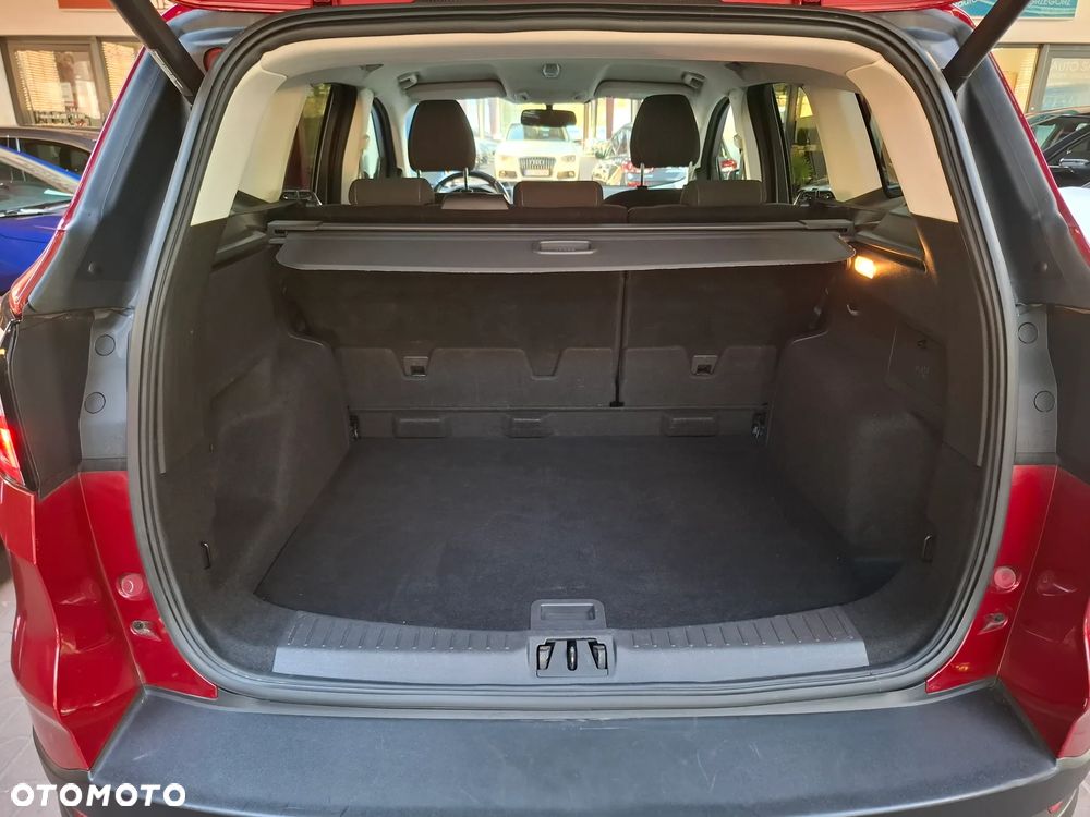 Ford Kuga - 8