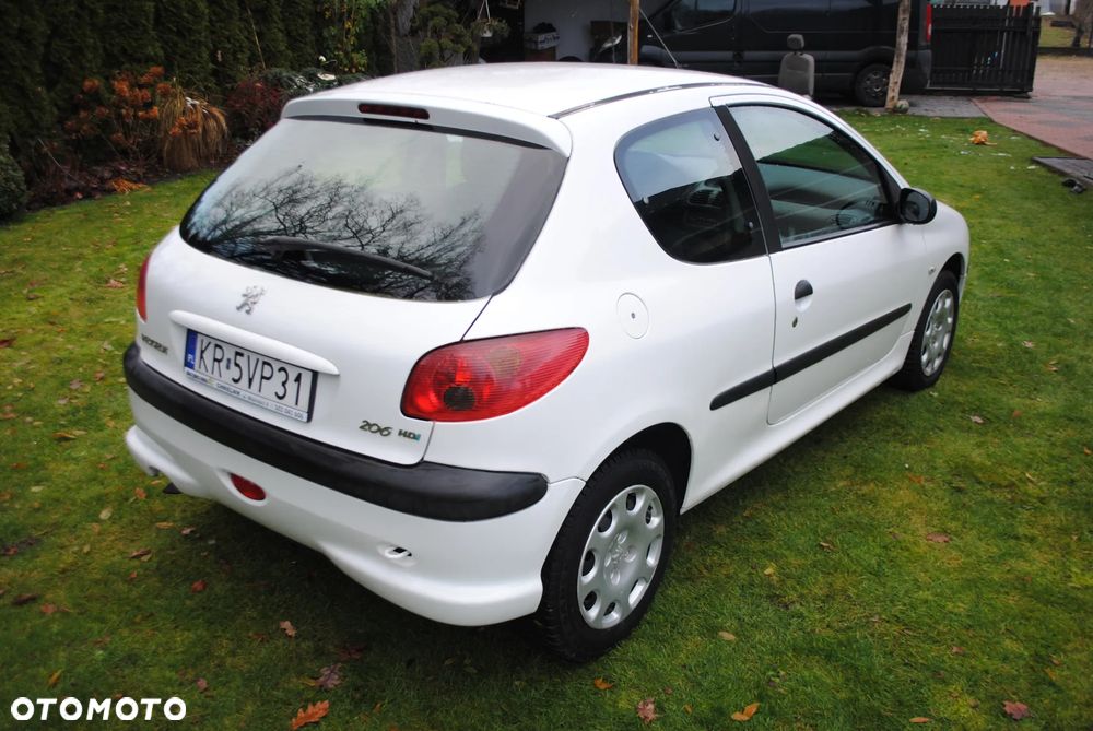 Peugeot 206 - 3