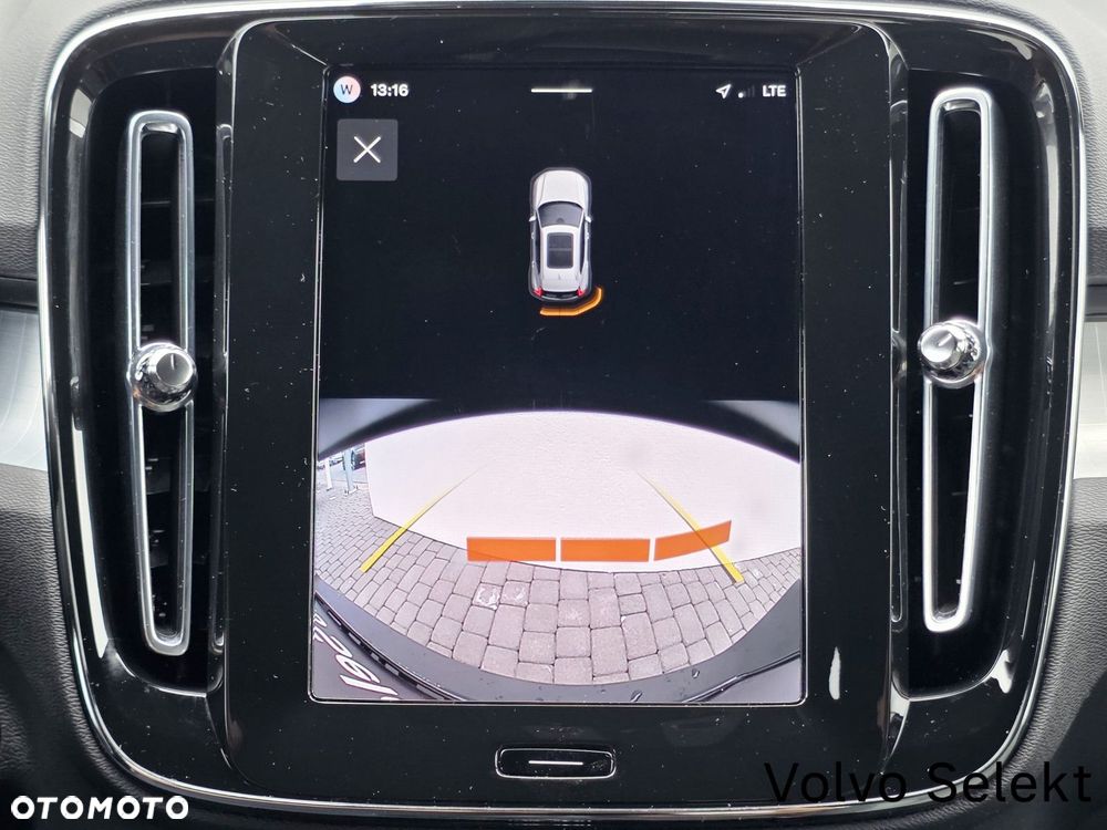 Volvo XC 40 - 30