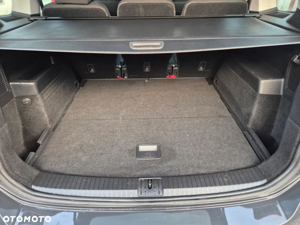 Volkswagen Touran 1.5 TSI EVO Highline DSG - 25
