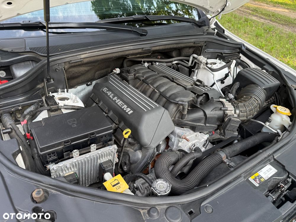 Jeep Grand Cherokee 6.4 V8 SRT8 - 8