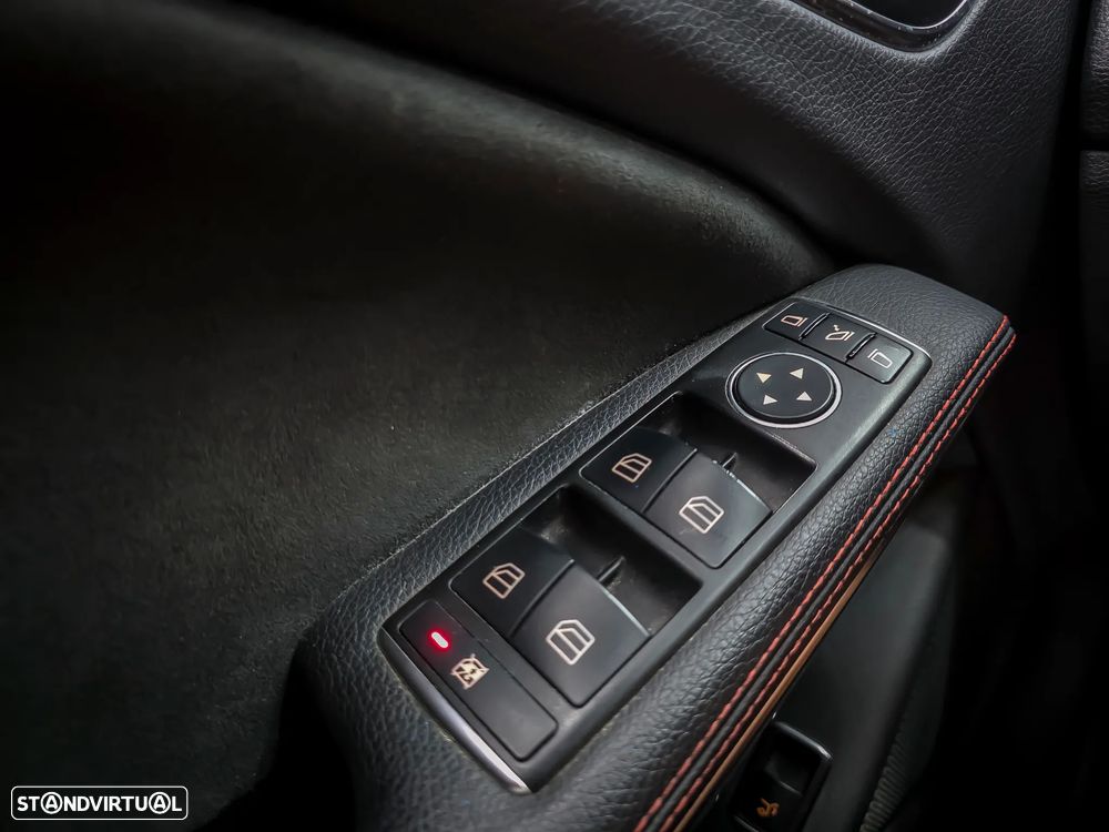 Mercedes-Benz GLA 180 (CDI) d 7G-DCT AMG Line - 24