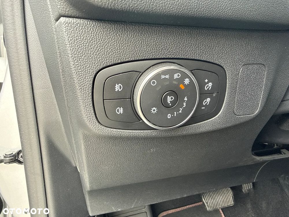 Ford Focus - 28