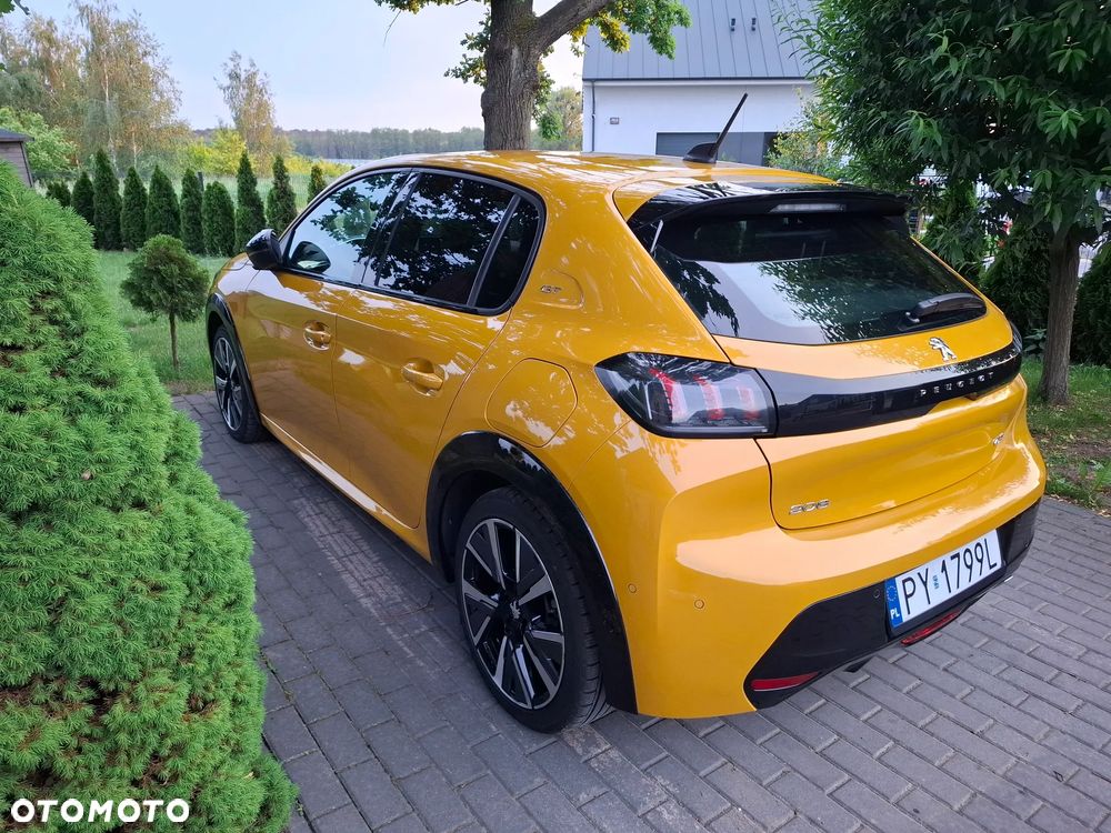 Peugeot 208 1.2 PureTech GT S&S - 4