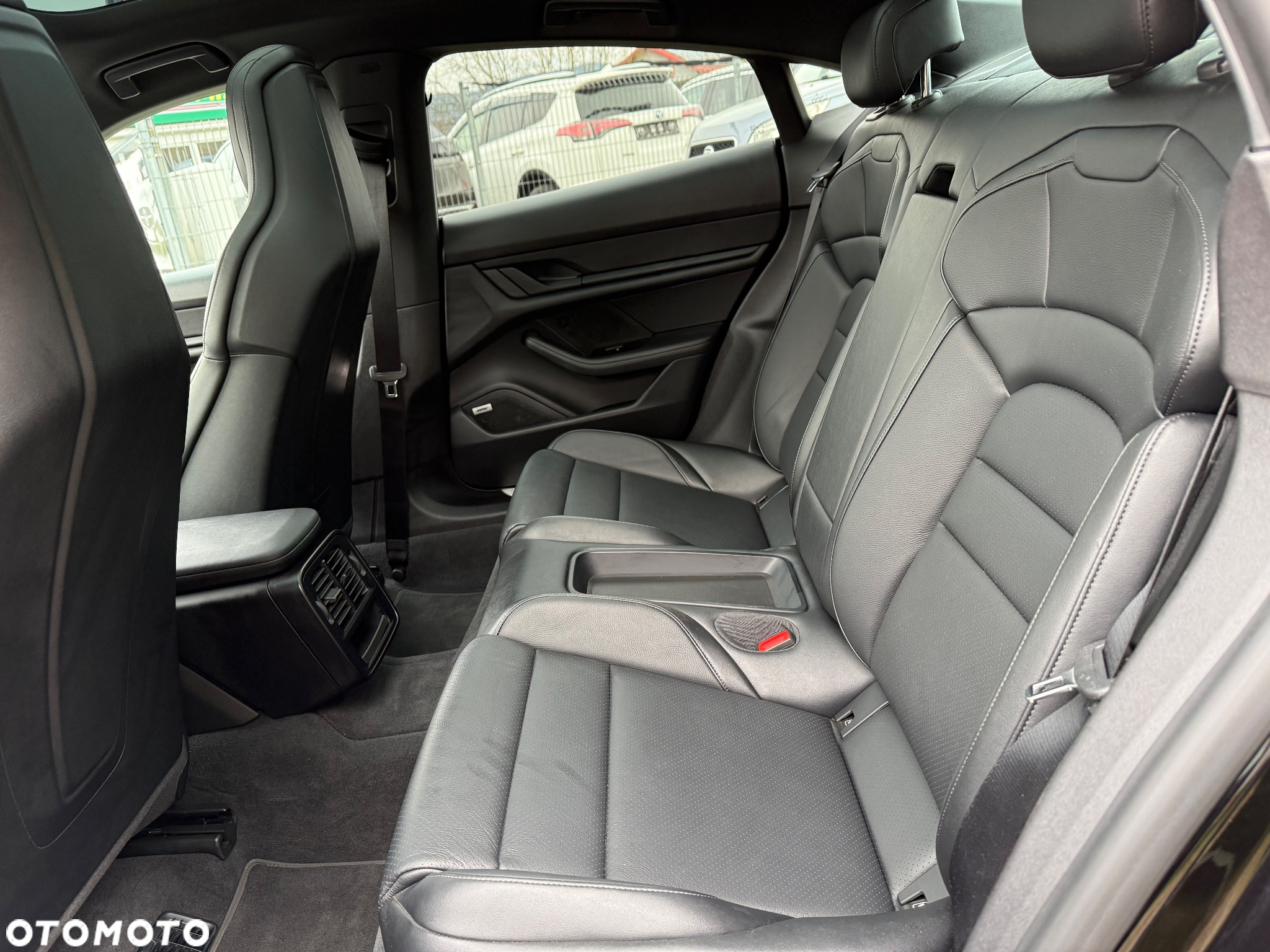 Porsche Taycan 4S Performancebatterie Plus - 11